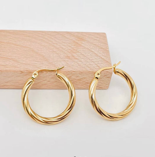 Charming Cable Hoops